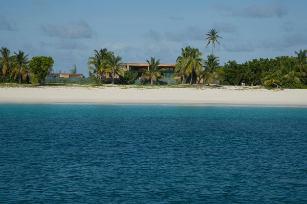 Comment organiser une croisière pour explorer les îles Féroé en voilier?