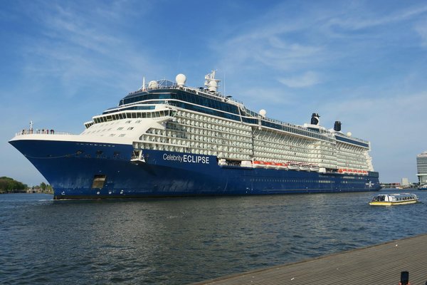 Comment organiser un séjour en Andalousie avec des cours de flamenco et des visites de sites historiques ?